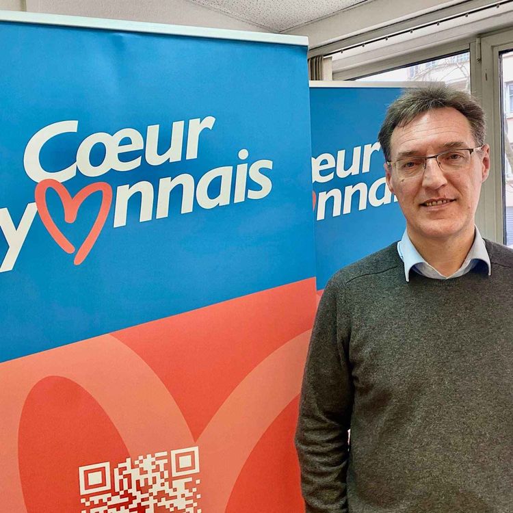 cover art for Municipales : Aulas dévoile un programme "pour recréer de la confiance"