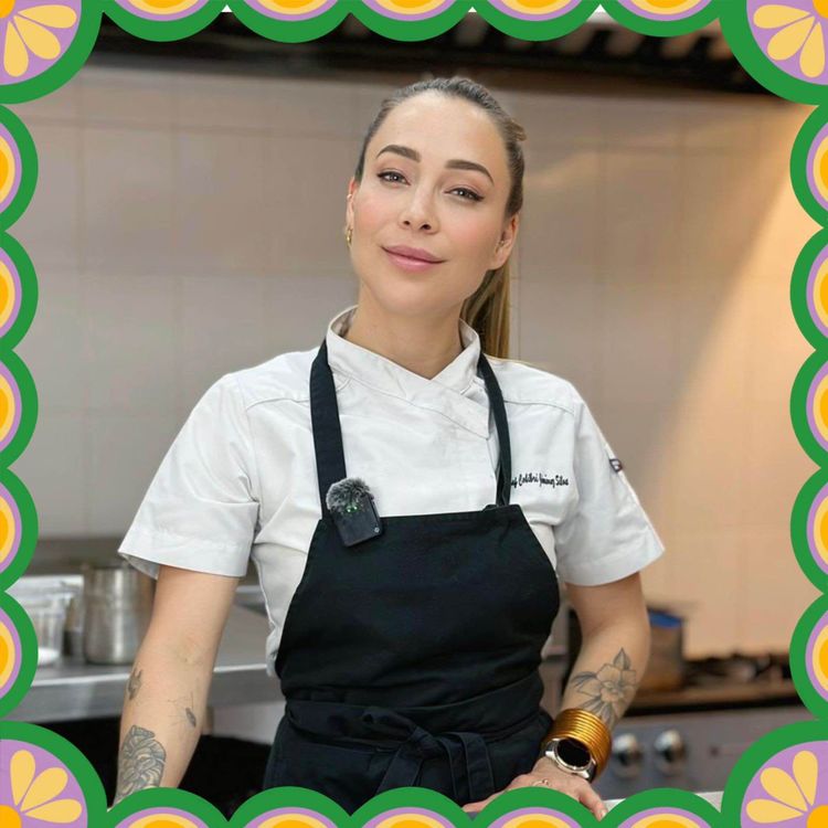 cover art for 11 Siempre activa, con Colibrí Jiménez