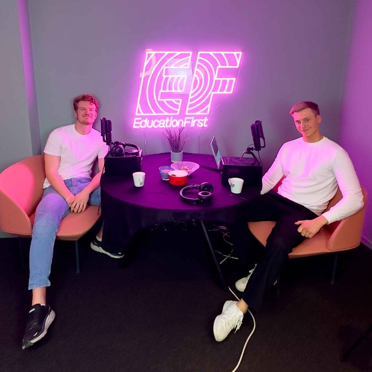 cover art for EF Academy Oxford: Hele VGS på kun to år ved en internasjonal boardingskole i England