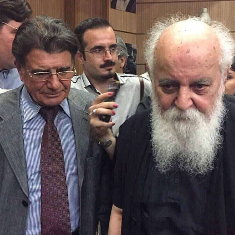 cover art for هزار سال میان جنگل ستاره‌ها پیِ تو گشته‌ام