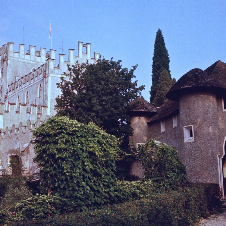 cover art for Episode 155: The Battle of Castle Itter