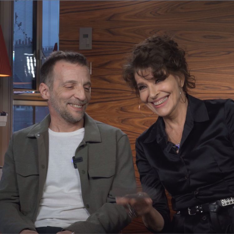 cover art for MATHIEU KASSOVITZ ET FANNY ARDANT EN ROUE LIBRE !