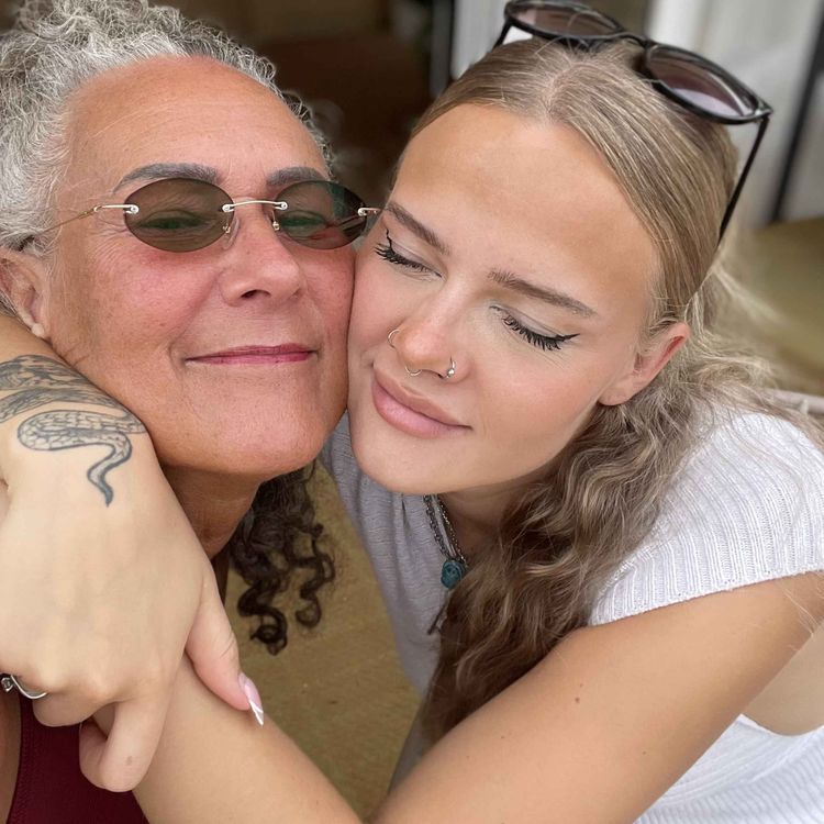 cover art for 11. Relationen mamma-dotter