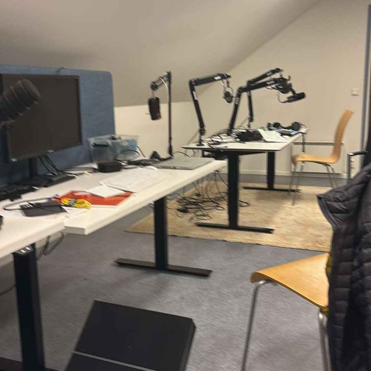 cover art for Nytt år og nytt radiostudio