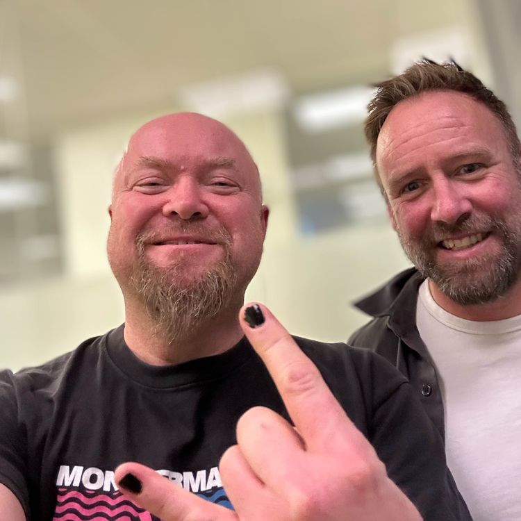 cover art for # 47 Thomas Seeberg Torjussen, manusforfatter og regissør av TV-serien Ølhunden Berit. Om Ølhunden Berit, filmen Sønner, trans, kulturkrig, manosfæren, incels og ufrivillig barnløshet, mannsrollen, Fight Club, Quentin Tarantino etc. 