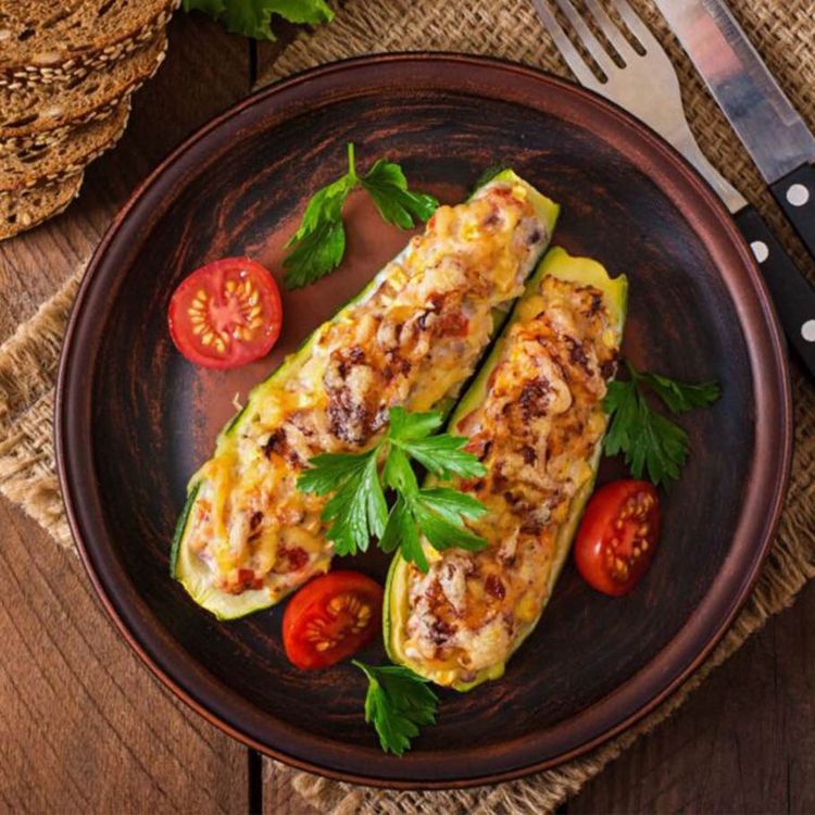 cover art for Calabacín relleno de carne picada