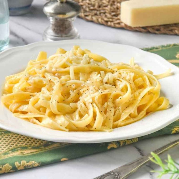 cover art for Fetuccine Alfredo