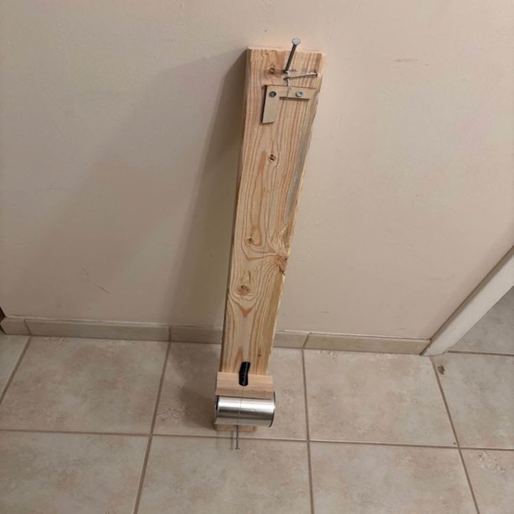 cover art for Three-foot-long diddley bow demo