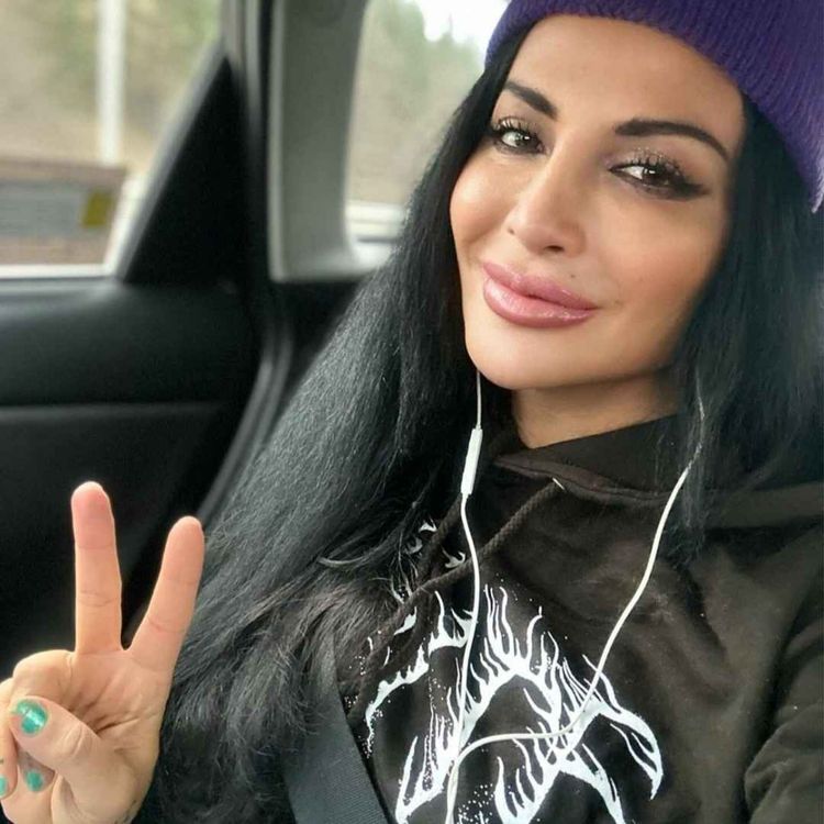 cover art for "Ler man mot livet, livet ler tillbaka" - Zinat Pirzadeh