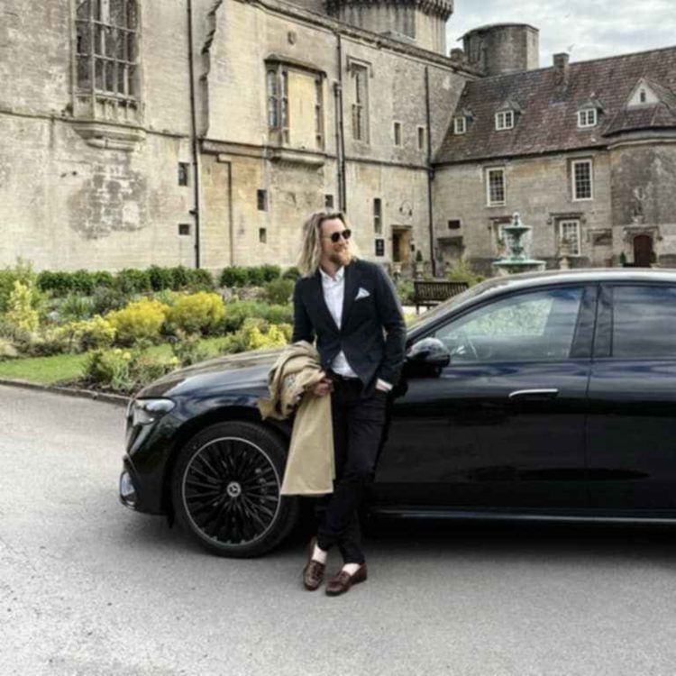 cover art for Ny E-klasse på carspotting i England og Range Rover-brannsalg i Bærum