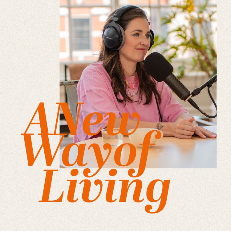 cover art for Willemijn Welten over haar kijk op manifesteren en rouw • A New Way Of Living