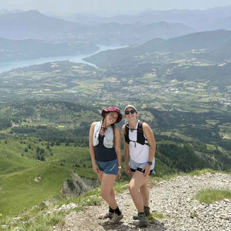 cover art for #9 - Charlotte et Laura - Dans le grand bain: le débrief - 2/2