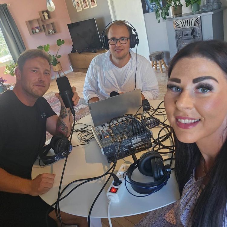 cover art for #9 Amina Bergliot. En ursjamanistisk utviklingsreise!