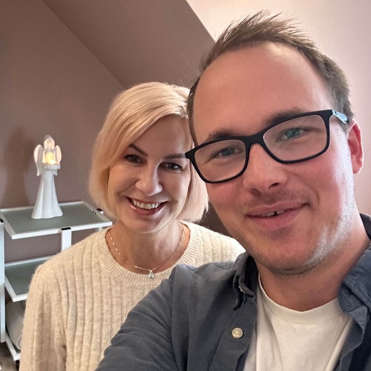 cover art for #66 Torunn Anthonsen. Ordentlig glad i meg selv!