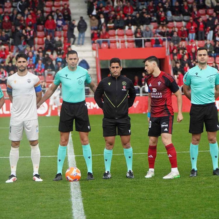 cover art for Un CD Castellón de dos caras se vuelve de vacío de Anduva (3-2)