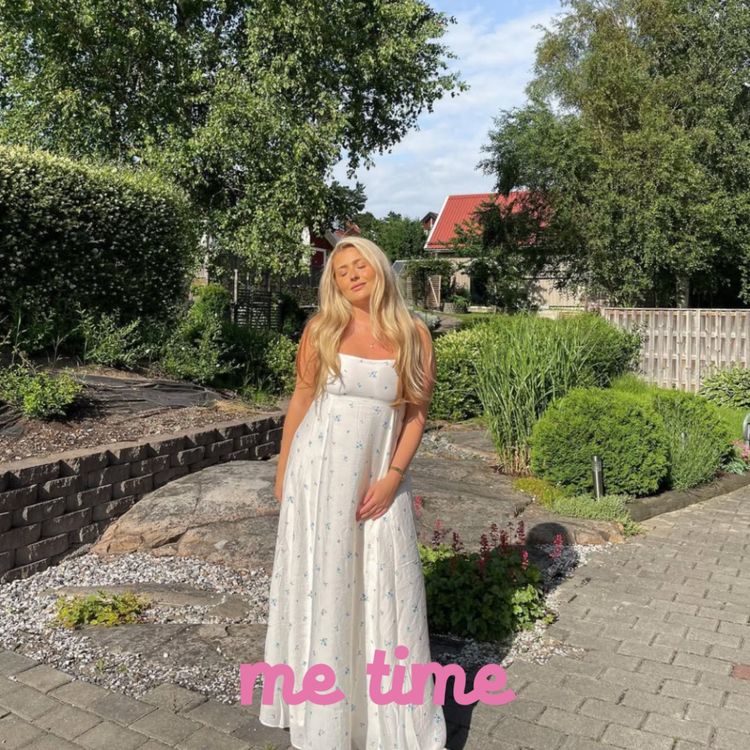 cover art for 37. Josephine Niva om att dela sin depression på sociala medier ❤️‍🩹