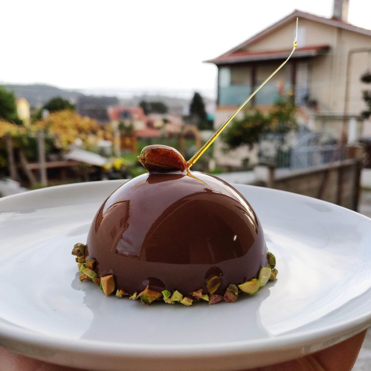 cover art for Semifrío de chocolate y praliné de pistacho.
