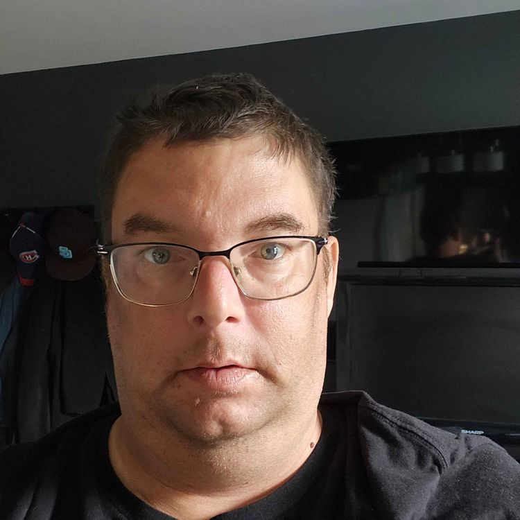 cover art for Episode 0.2 PREMIERE First steps Montreal 2005