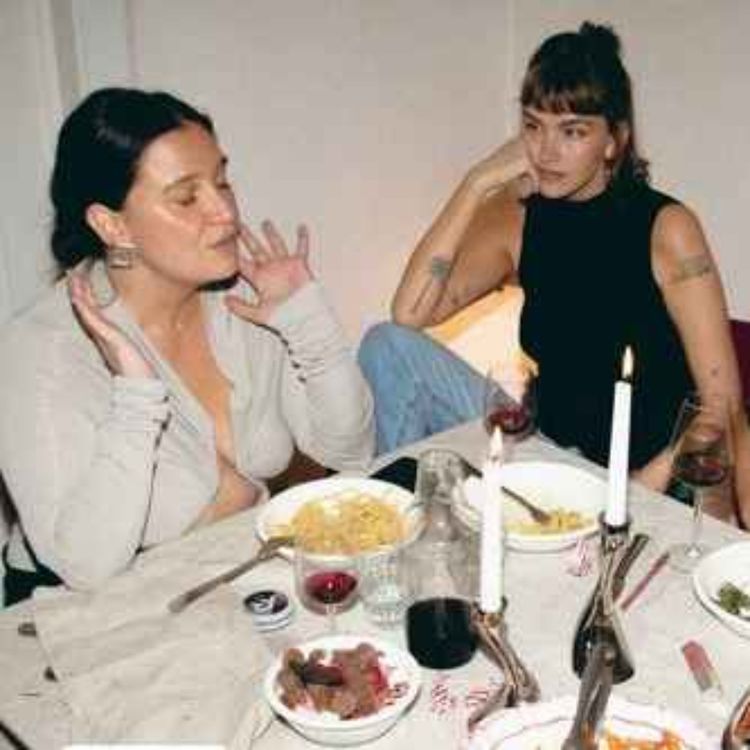 cover art for #320 40-årsfest, Tokyo-ångest och bokrecensioner som får Nadia att rasa