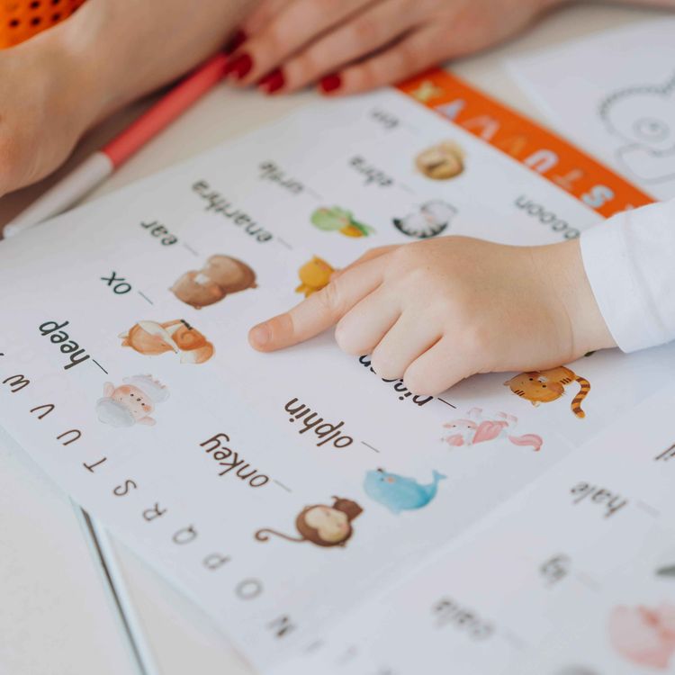 cover art for 40. 如何教小小孩英语 | How Our Kids Learn English