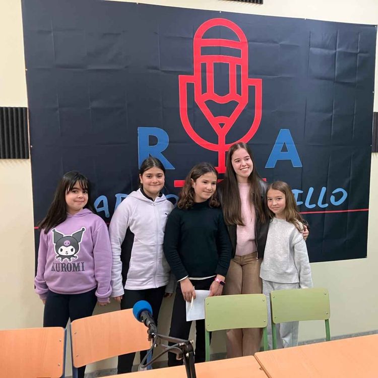 cover art for 102 - ENTREVISTA A VALERIA ROJAS