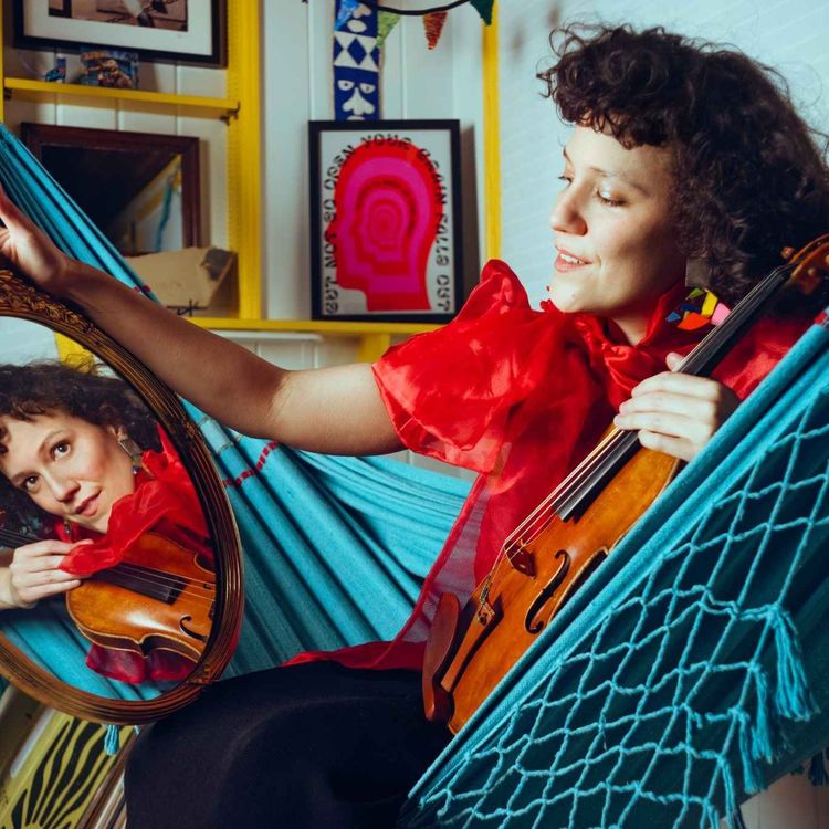 cover art for Maiani da Silva évoque le feu et combine les techniques de violon dans une pièce de Ian Gottlieb