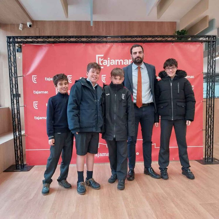 cover art for Entrevista a Álvaro de la Reina, profesor de Historia