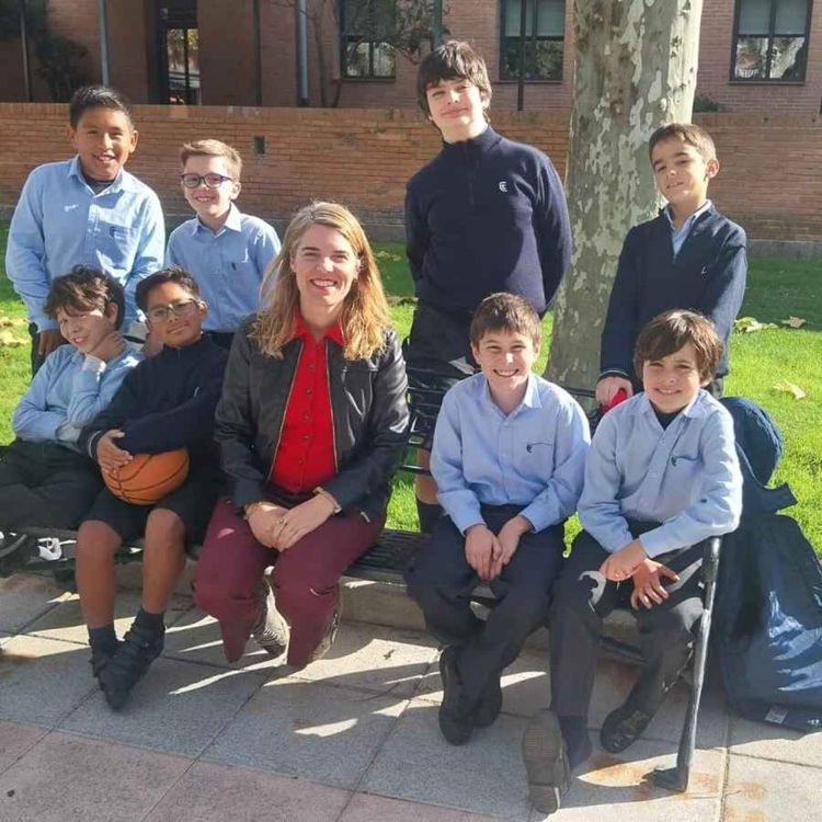 cover art for Entrevista a Leire Navaridas, presidenta de AMASUVE