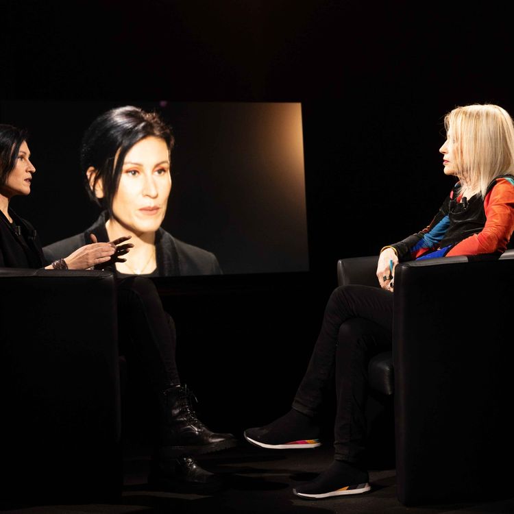 cover art for Ovidie, écrivaine et réalisatrice