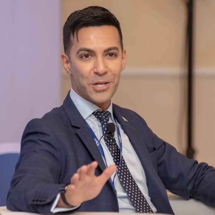 cover art for سناریوهای نخستین مذاکره جمهوری اسلامی و ایالات متحده در دور جدید / پیشبینی نتیجه دیدار امروز در گفتگوی علی واعظ