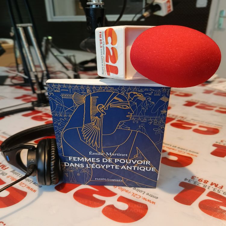 cover art for Des Livres et Vous - Emilie MARTINET - Les femmes de pouvoirs dans l'Egypte ancienne