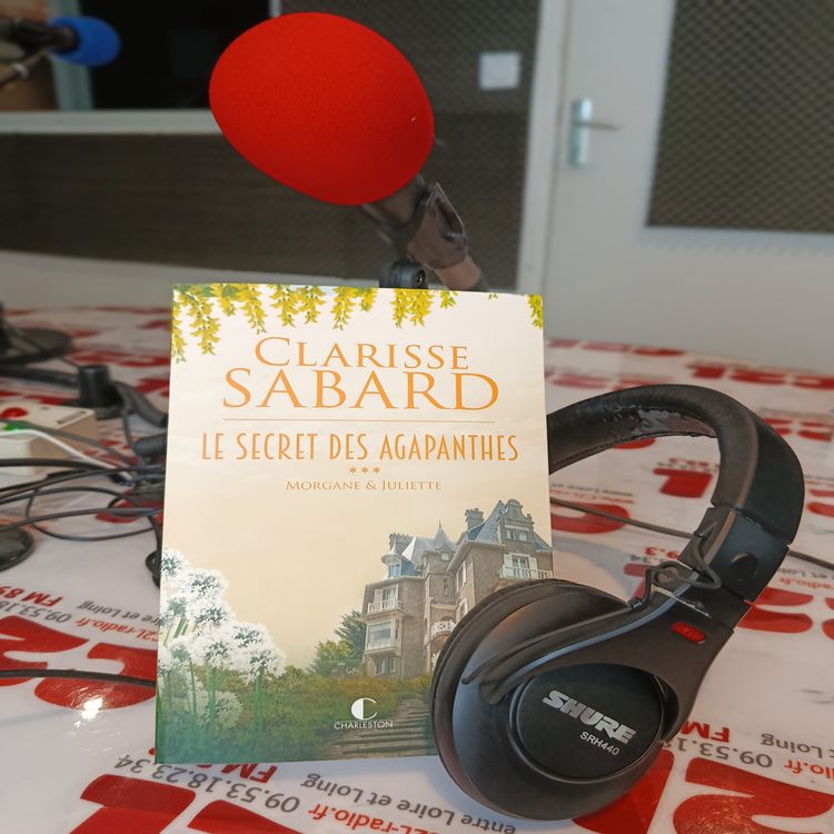 cover art for Des Livres et Vous - SABARD Clarisse - Le secret des Agapanthes