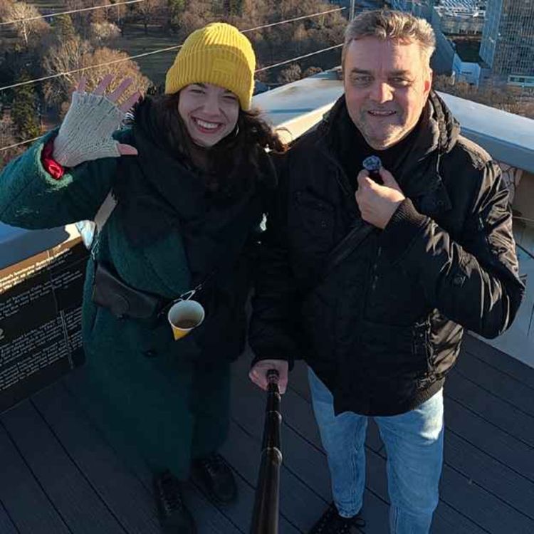 cover art for Júlia Kozáková s druhou Maňušou na vrchole