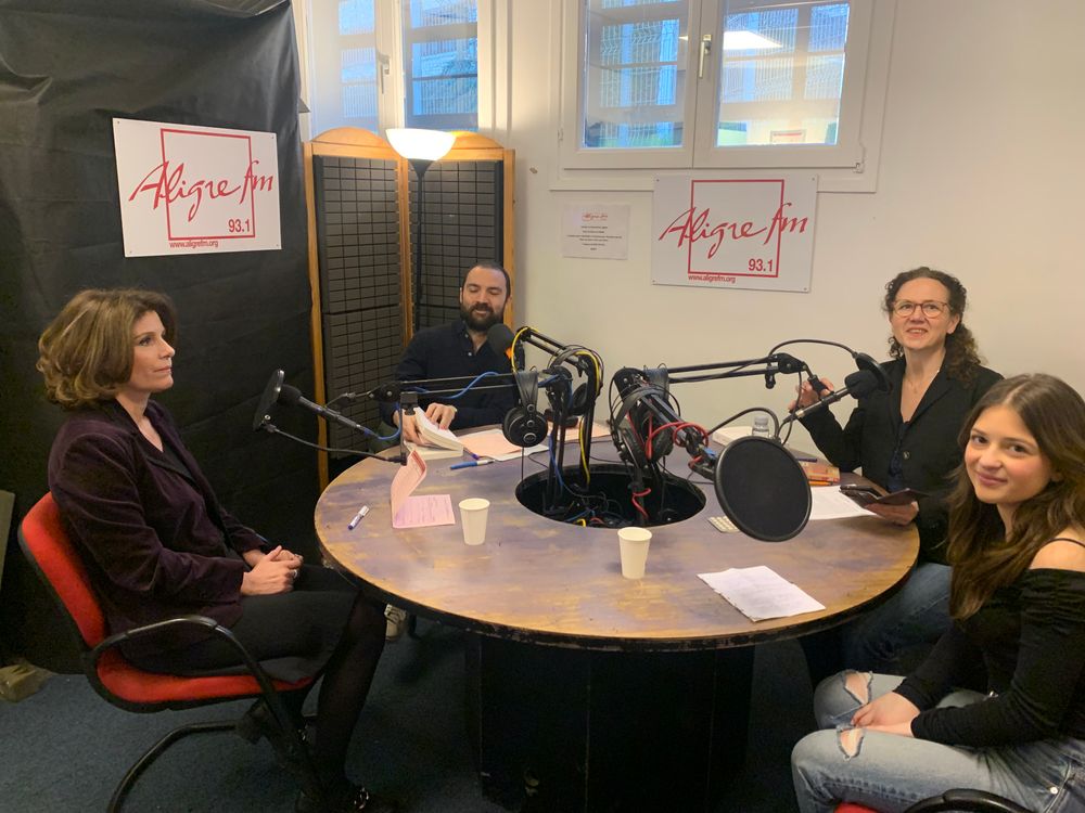cover art for Philosophie au présent # 16 mars 2024 – Philosophie, politique et réalité avec Géraldine Muhlmann