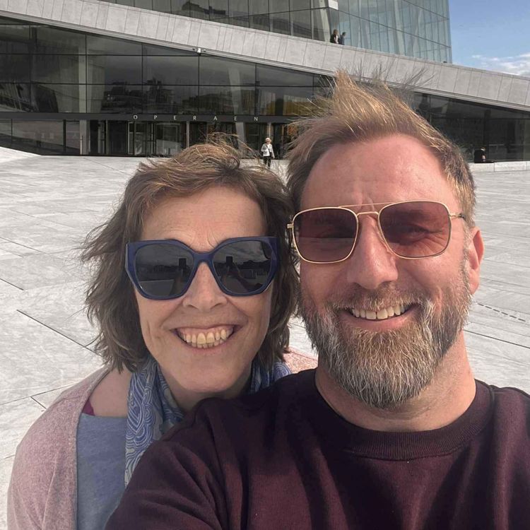 cover art for Episode 184. Alvorsprat og sommerskravling. 