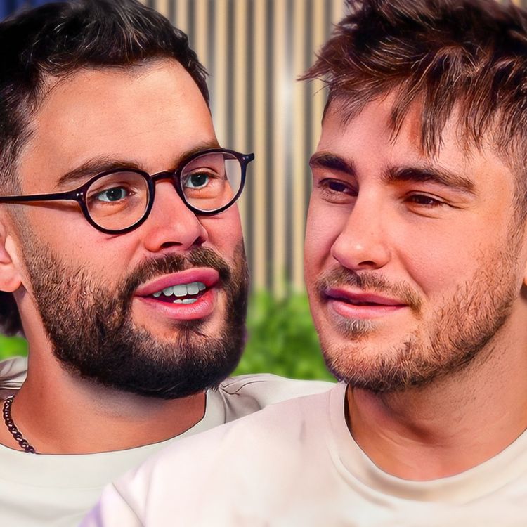 cover art for Julien Lieb : Son lourd passé, sa finale de la Star Academy, son album, il me raconte TOUT !