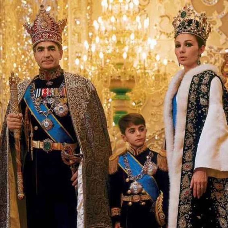 cover art for 4. Århundradets fest: Shahens överdåd och Irans fall