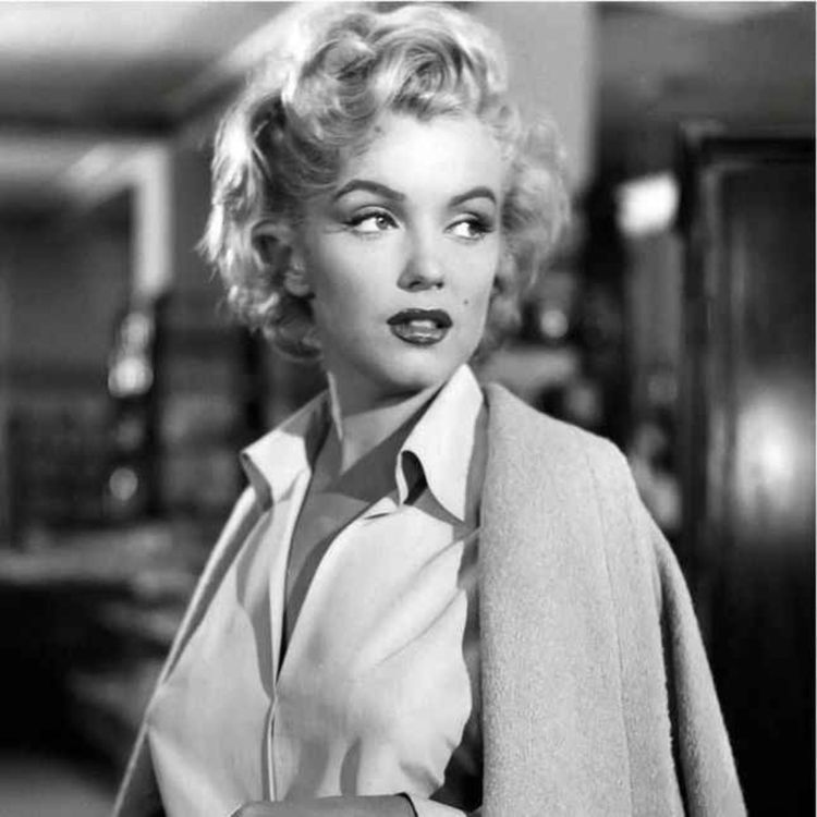 cover art for 22. Marilyn Monroe – Ikonen, skandalerna och det sista andetaget