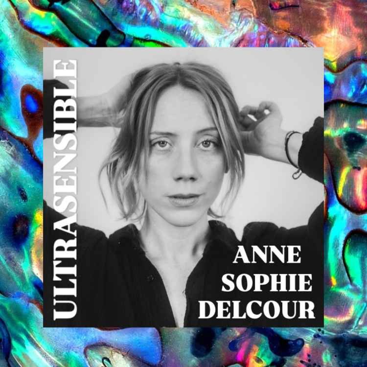 cover art for Anne-Sophie Delcour : "C’est ok de ne pas rentrer dans les cases"