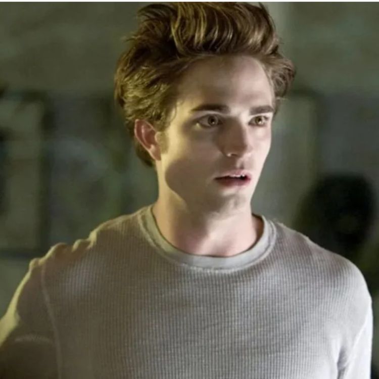 cover art for YouTube Will Stream All Five TWILIGHT Films for Free in a 24/7 Streaming Event