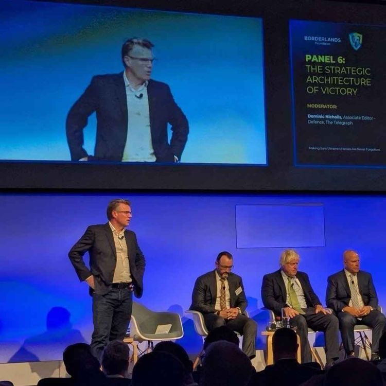 cover art for Взрывы вывели из строя 3 российских трубопровода, обнаружен обезглавленный труп российского гендиректора