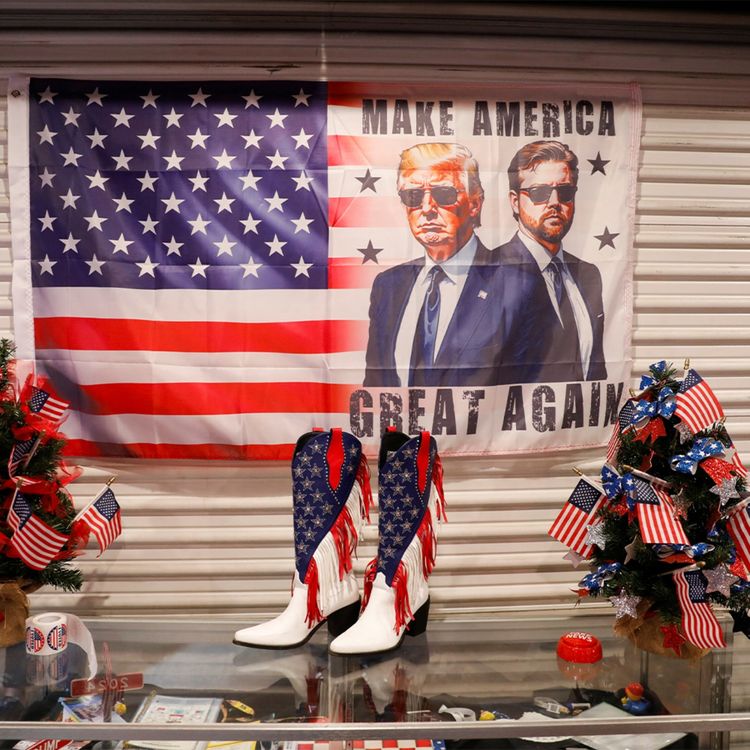 cover art for Команда Трампа визнає: «мирна угода малоймовірна», тоді як злість на Путіна зростає