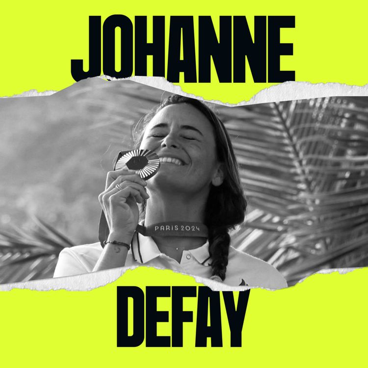 cover art for JOHANNE DEFAY, SURF : "CETTE MÉDAILLE, C'ÉTAIT SURTOUT UN SOULAGEMENT"