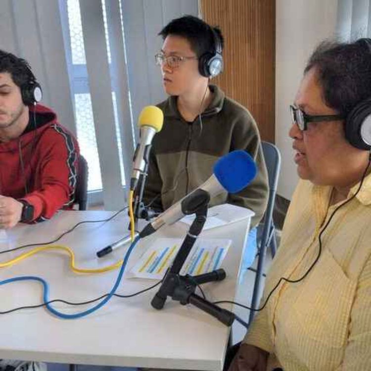 cover art for Le français avec la radio