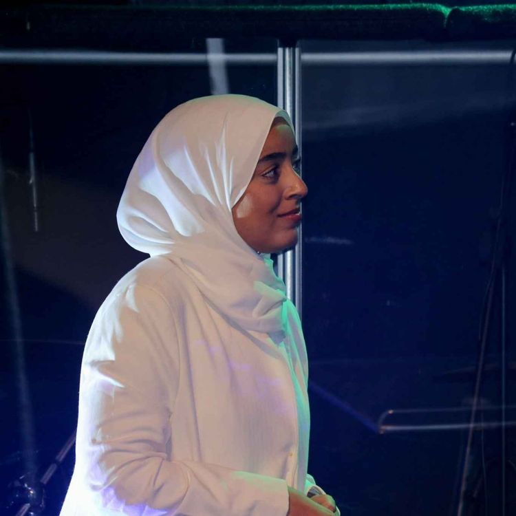 cover art for ep17. Sarah: Trouver sa voie et oser entreprendre quand on doute de soi