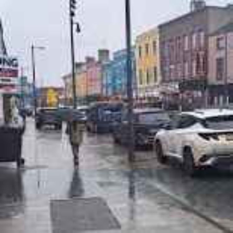 cover art for Concerns over illegal parking disrupting Drogheda town centre traffic