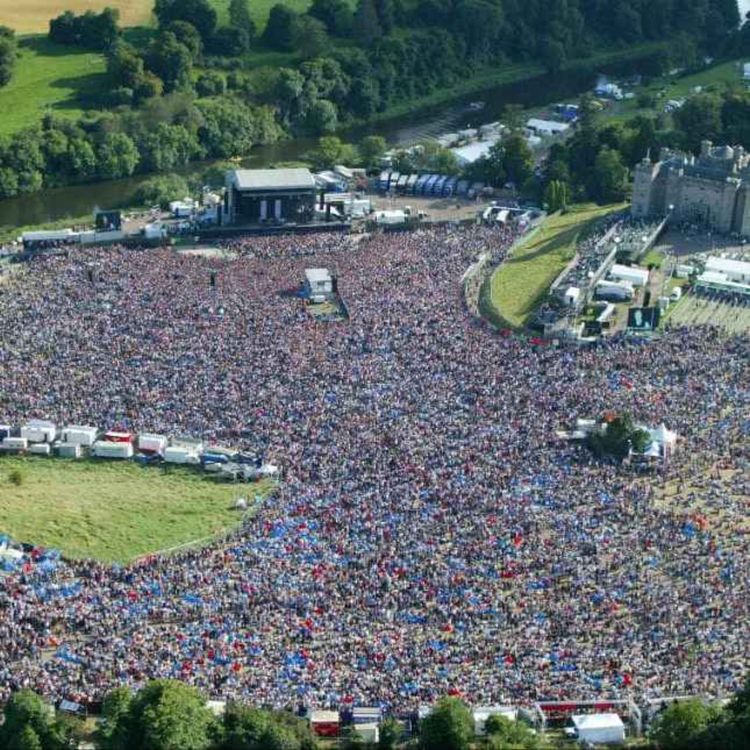 cover art for Very “Robust” Meeting Takes Place in Relation to the Two Day Concert at Slane Castle in July - 24/04/2026