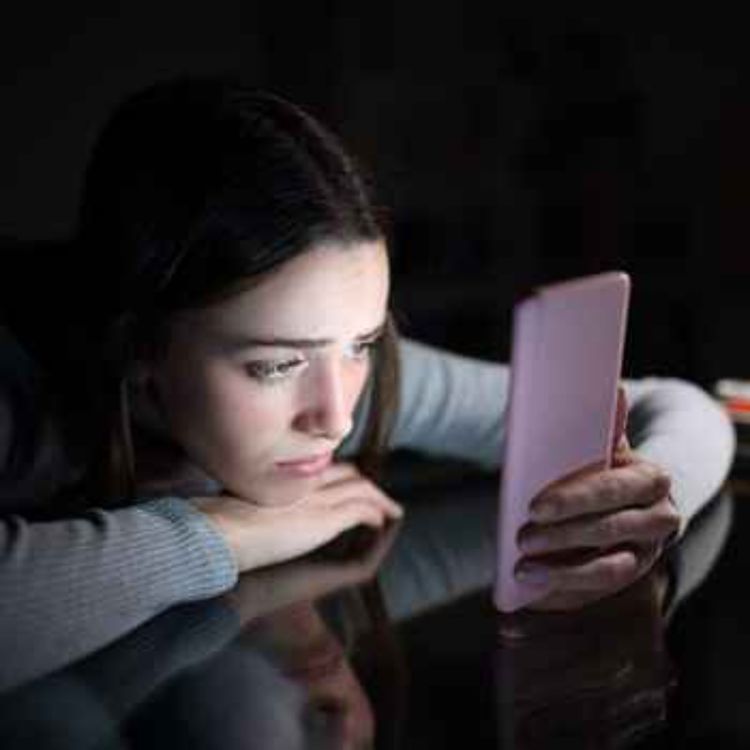 cover art for Banning Irish Teens from Social Media Would Deprive Them, Says Youth Council - 28/04/2026