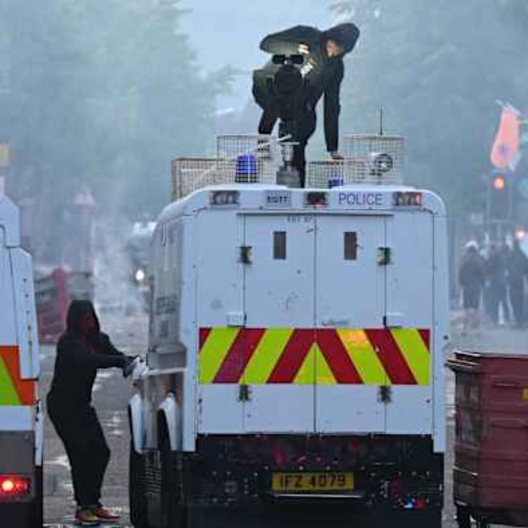 cover art for Chaos Unfolds on Streets of Belfast as Second Night Of Riots Take Place - 11/06/2026