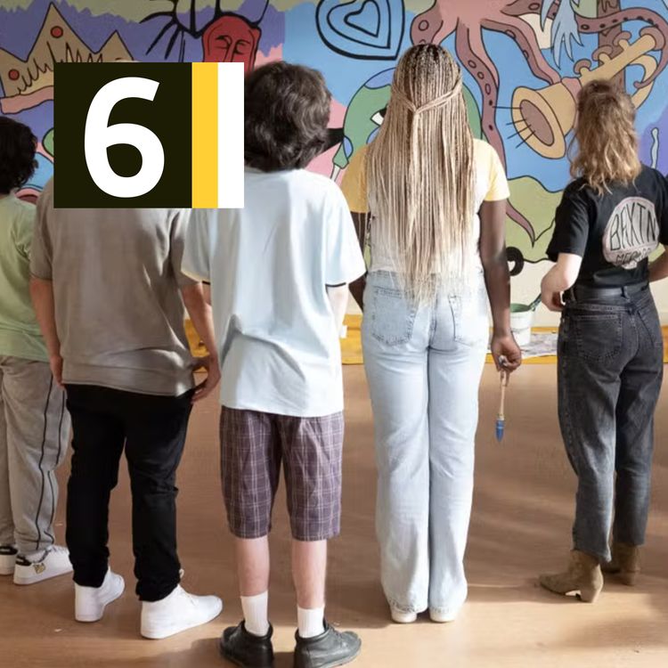 cover art for L'école est à nous